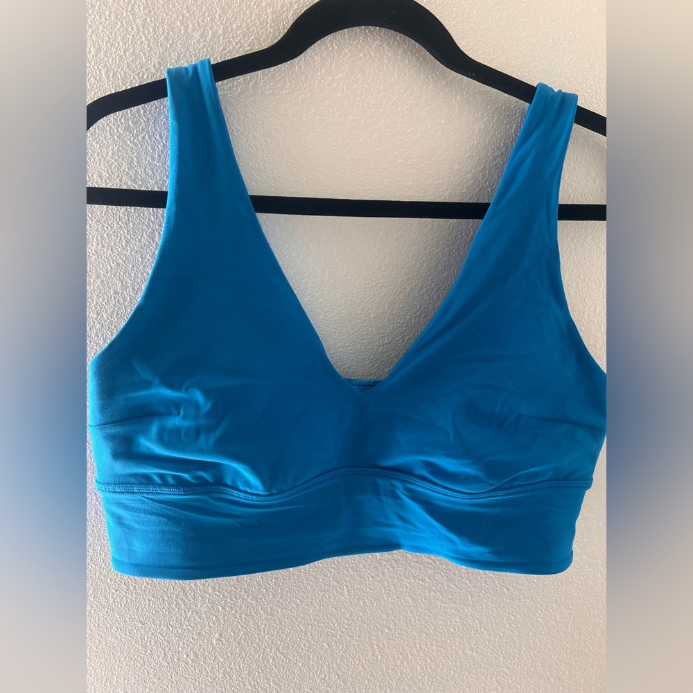 Lululemon pool side Blue align Sports Bra size 12 cup C/D